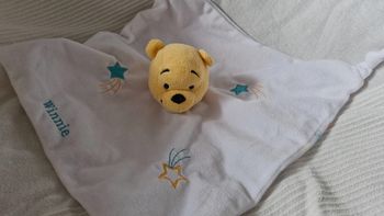 Doudou plat winnie l ourson nicotoy