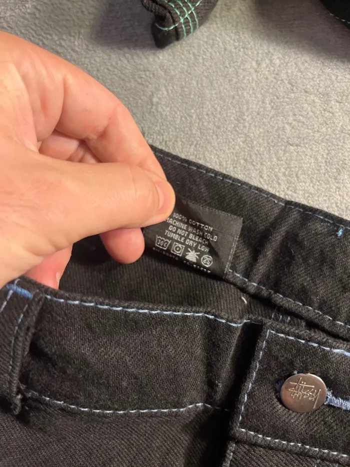 Short/Jort Stussy Black Embroidered Blue Lagoon Big Logo Back – Taille S - photo numéro 8