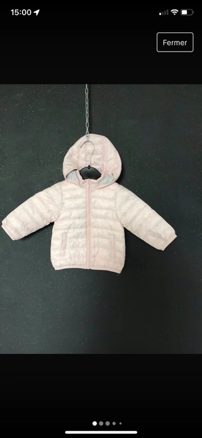 Doudoune à capuche rose pâle doublée gris