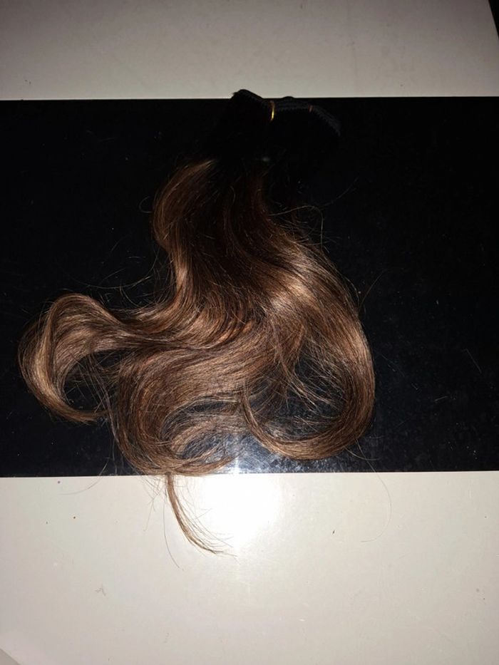 Extension de Cheveux a clips 30cm noir avec balayage - photo numéro 3