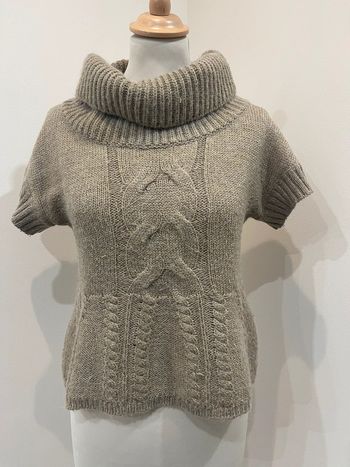 Pull beige manches courtes - La fée maraboutée - T.2