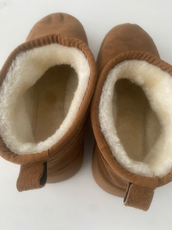 Bottes fourrées ( bien lire l’annonce ) - photo numéro 3