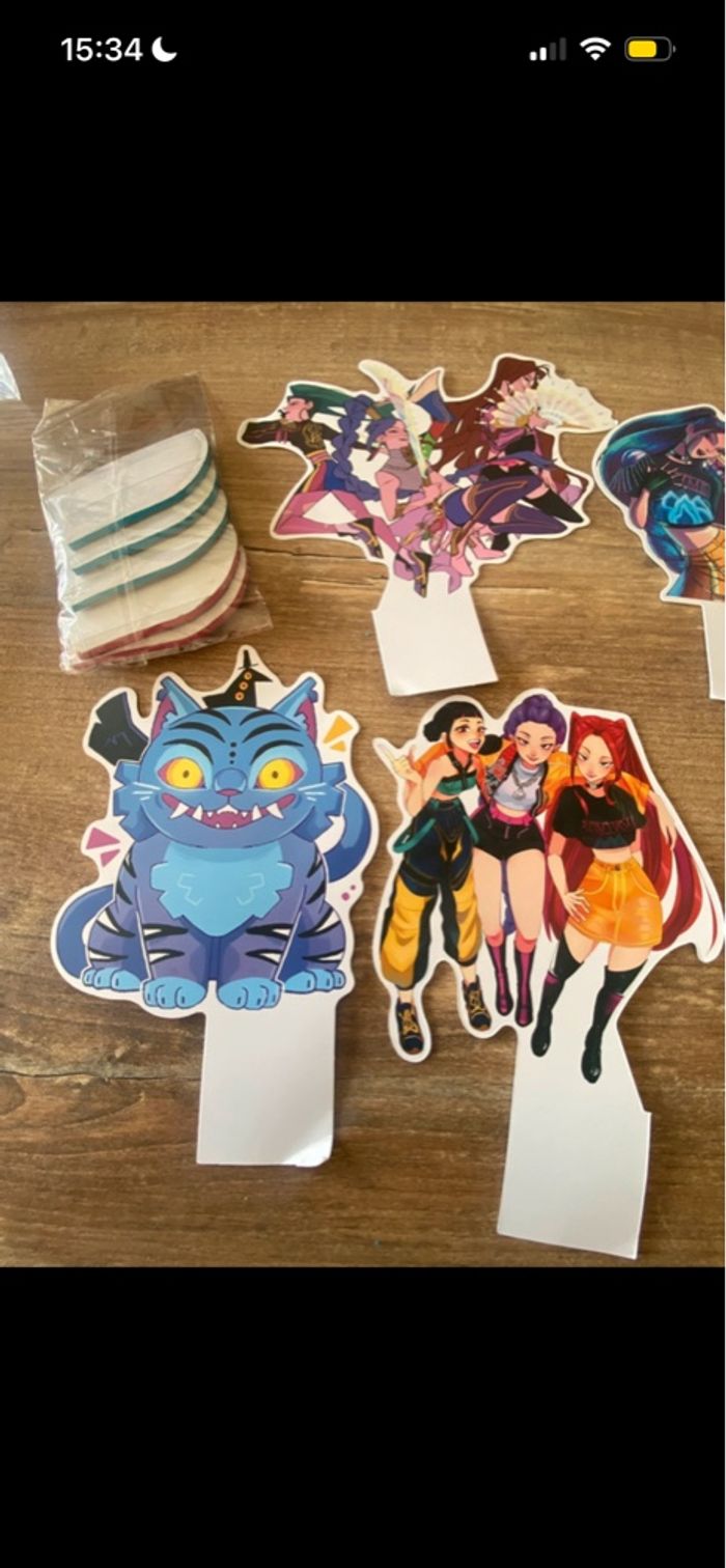 Centre de table en nid d’abeilles KPop