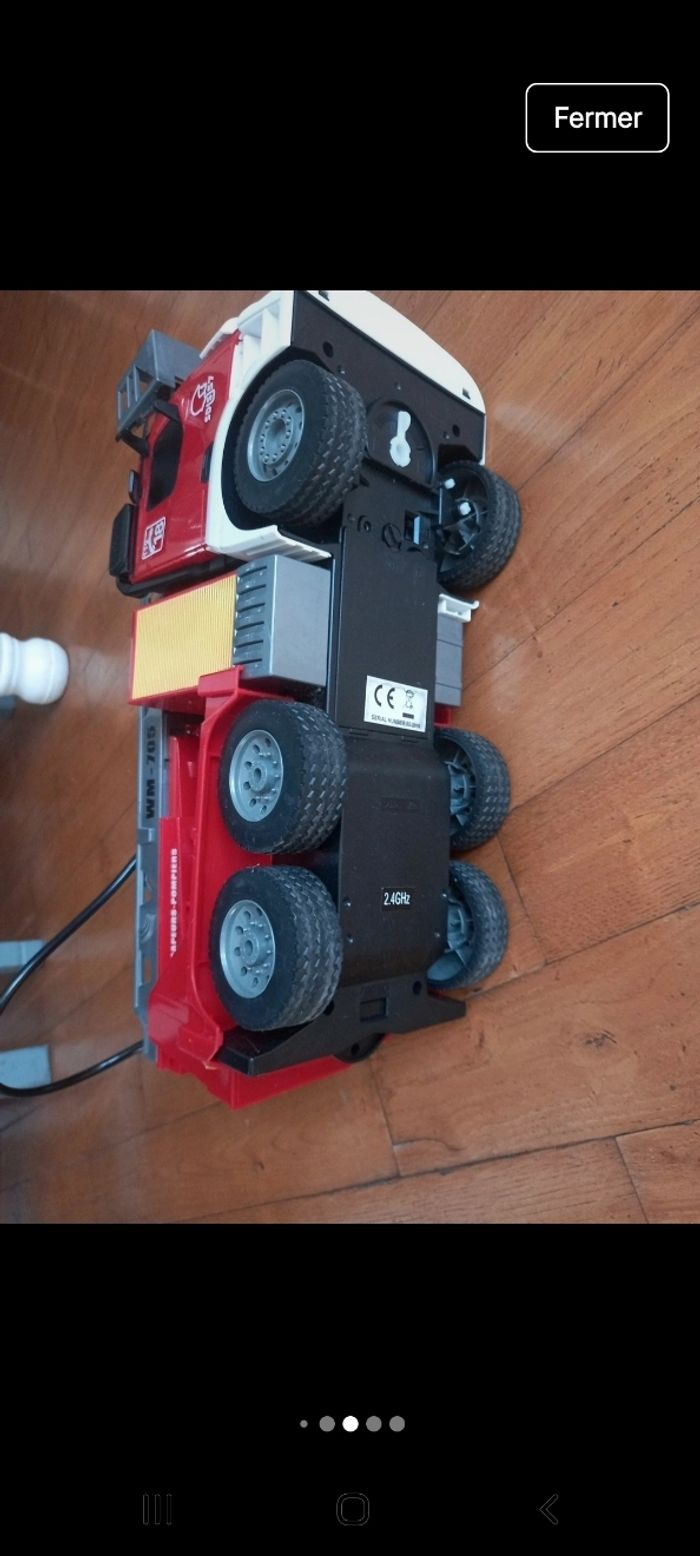 Camion lanceur d eau - photo numéro 7