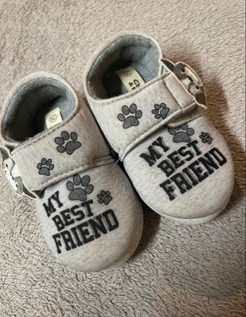 chaussons garçon, Charlie & Friends, pointure 25 - motif chien, my best friend