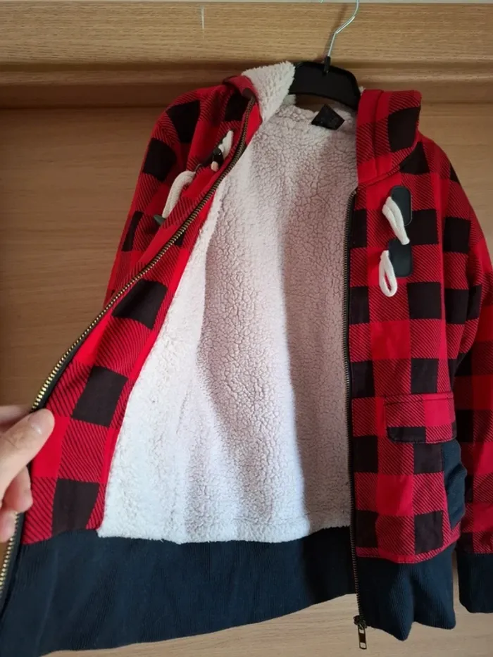 Veste a carreaux 10 ans - photo numéro 3