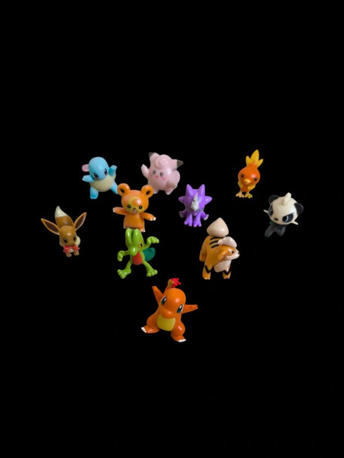 Figurines pokémon