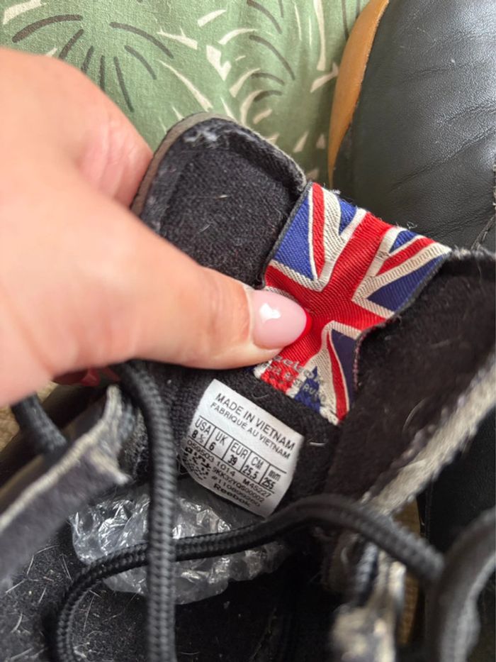 Basket Reebok - Noir - 100% cuir - en très bon état - pointure 39 - photo numéro 6