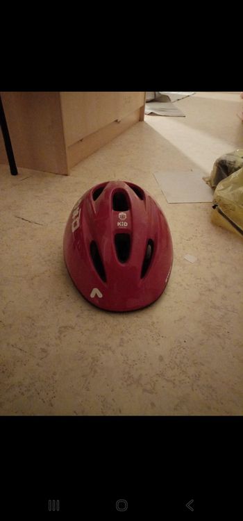 Casque de vélo rose