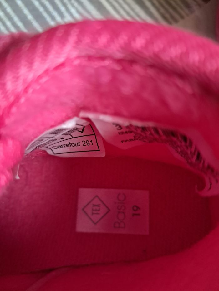 Chaussons pointure 19 - photo numéro 2