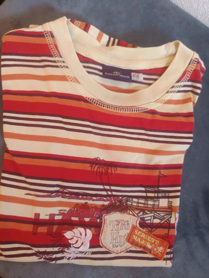 Lot vêtements garçons 8 ans + 1 jouet cadeau - photo numéro 3