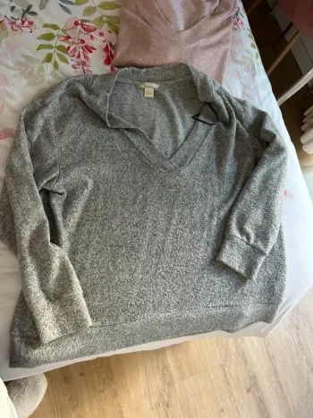Pull gris