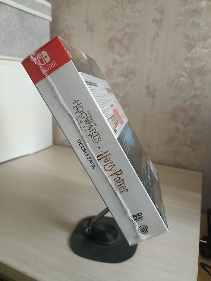 Pack Hogwarts legacy nintendo switch + 8 films DVD - photo numéro 3