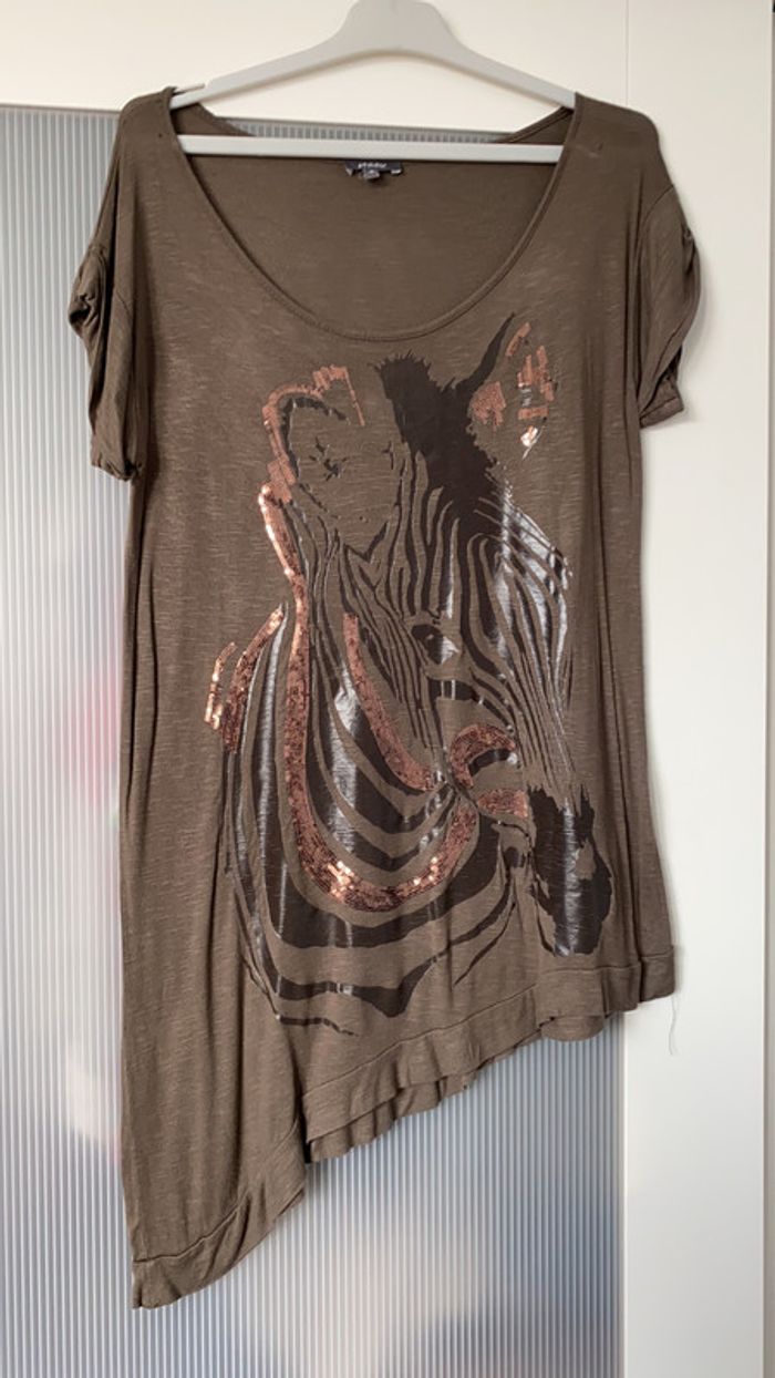 Teeshirt Zèbre asymétrique Phildar Taille S