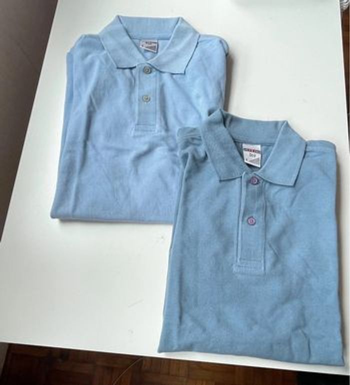 2 polos neuf bleu taille S/M jerzees