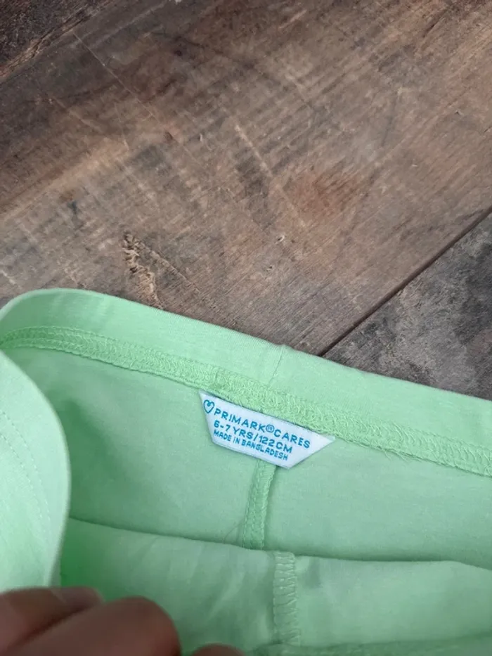 Lot 2 leggings coupe 3/4 primark - photo numéro 3