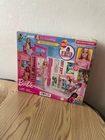 Barbie maison transportable