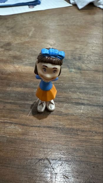 Figurine margotte kinder 