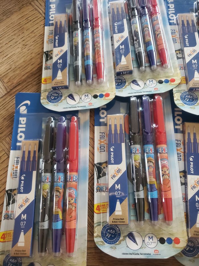 Lot de 8 paquets de 3 stylos pilot+3 recharges à 40€
Avec le code 
BRONZETTE30
le lot passe à 28€ - photo numéro 2