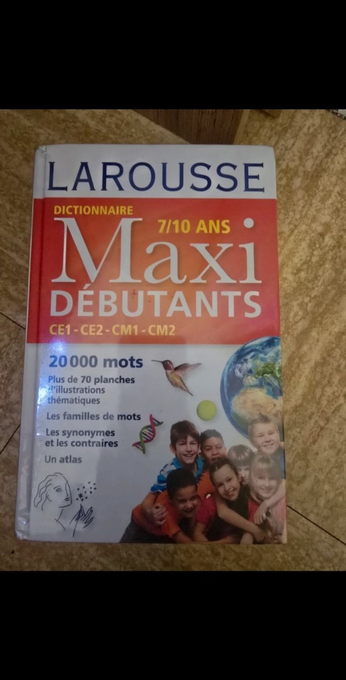 Dictionnaire Larousse Maxi Débutants
