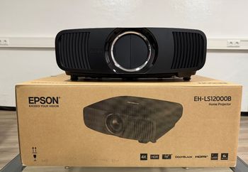 Epson EH-LS12000B Vidéoprojecteur neuf sous garantie