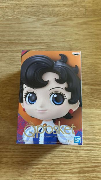 Figurine Qposket Sapphire