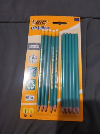 Crayon papier hb bic