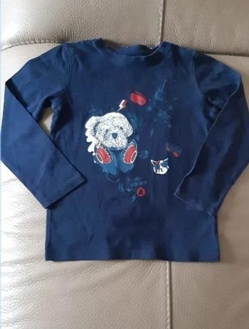 Tee-shirt ML lulu castagnette 4 ans en très bon état