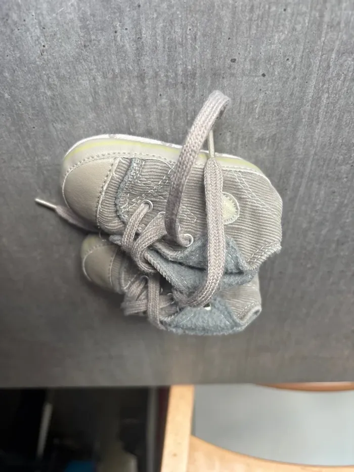 Chaussure bébé - photo numéro 3