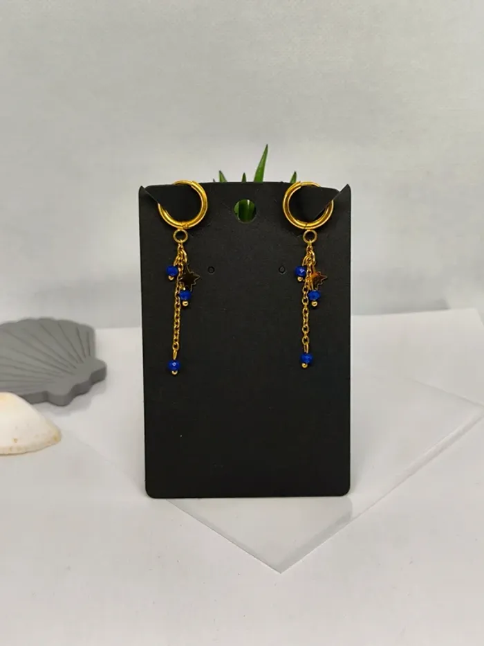 Boucles d'oreilles dorées étoile polaire et perles bleues marines - photo numéro 5