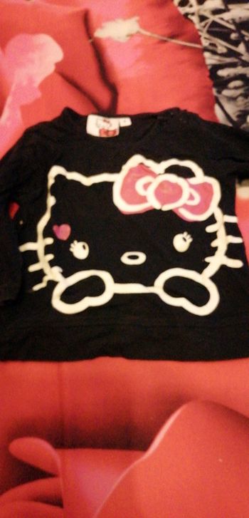 Tee shirt hello kitty 9 mois