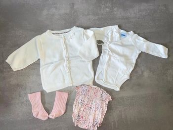 Ensemble 1 mois fille Zara kiabi Bodie bloomer culotte gilet été fille