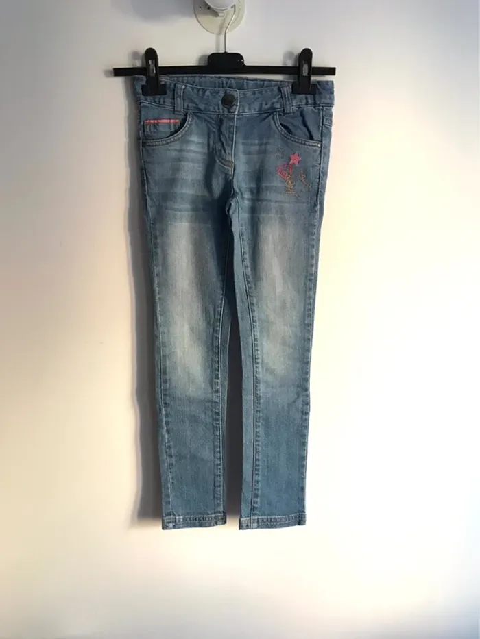Jeans 8 ans à broderies étoilées - photo numéro 2