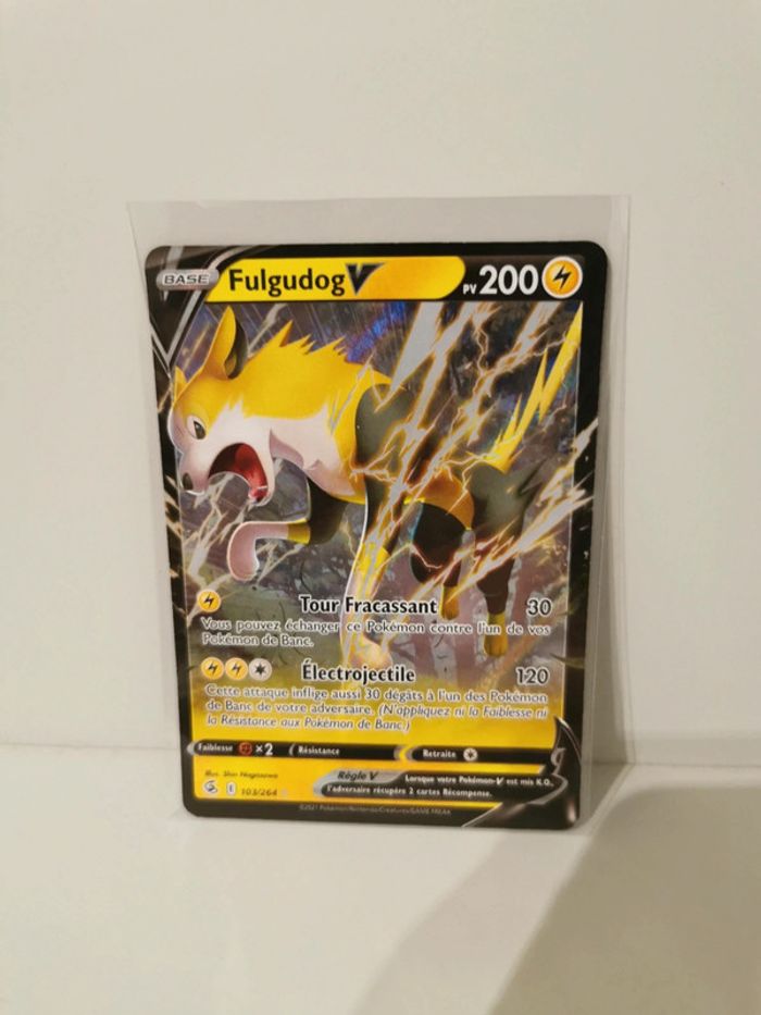 Carte Pokémon Fulgudog V 103/264 - photo numéro 3