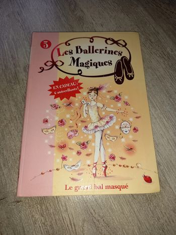 livre les ballerines magiques : le grand bal masqué, tome 152