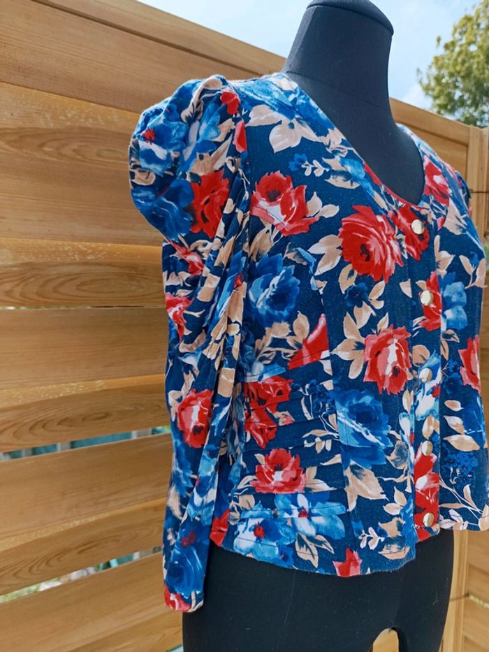 Élégant haut fleuri taille S - photo numéro 3