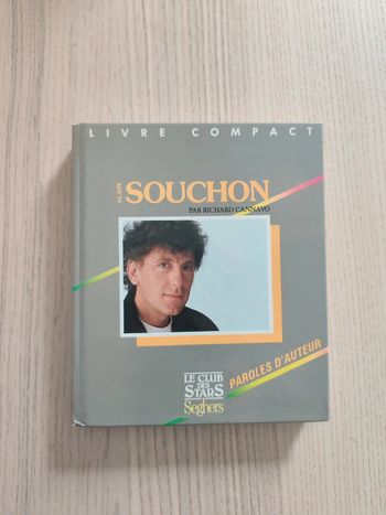 Livre Compact Alain Souchon le club des stars par Richard cannavo 9782232100925