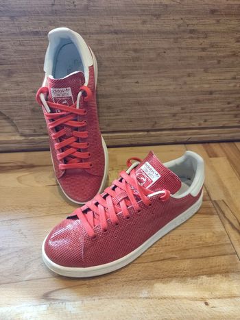 Adidas Stan Smith rouge brillant taille 41.5