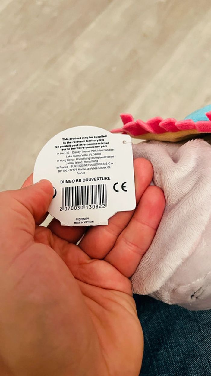 Doudou peluche layette Disney Dumbo neuf - photo numéro 5