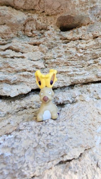 Super figurine Pokemon Nintendo finger puppet cerfrousse