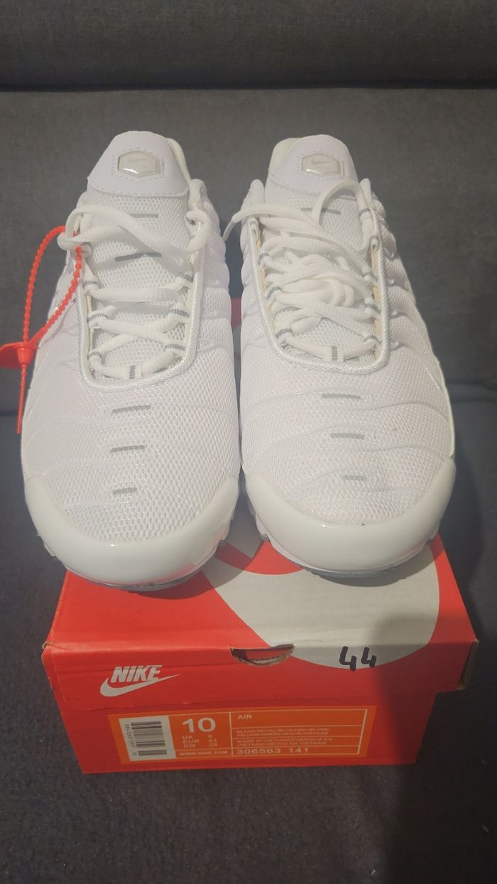 Basket nike tn neuf - photo numéro 3