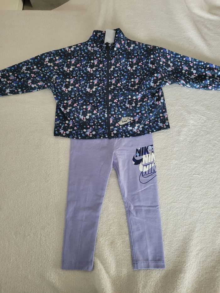 Ensemble nike fille 24 mois