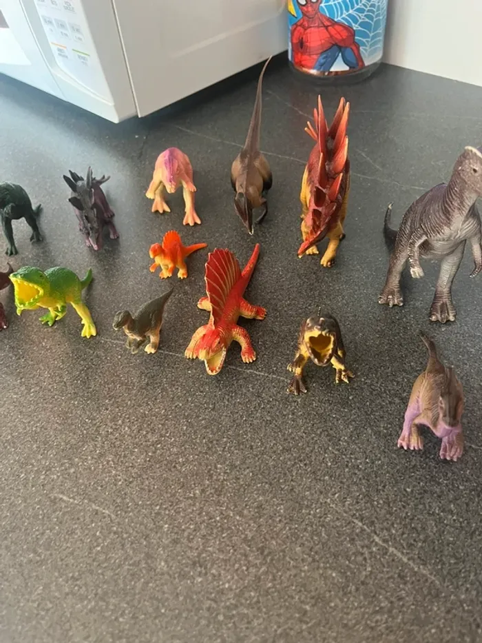 Lot 14 dinosaures - photo numéro 4