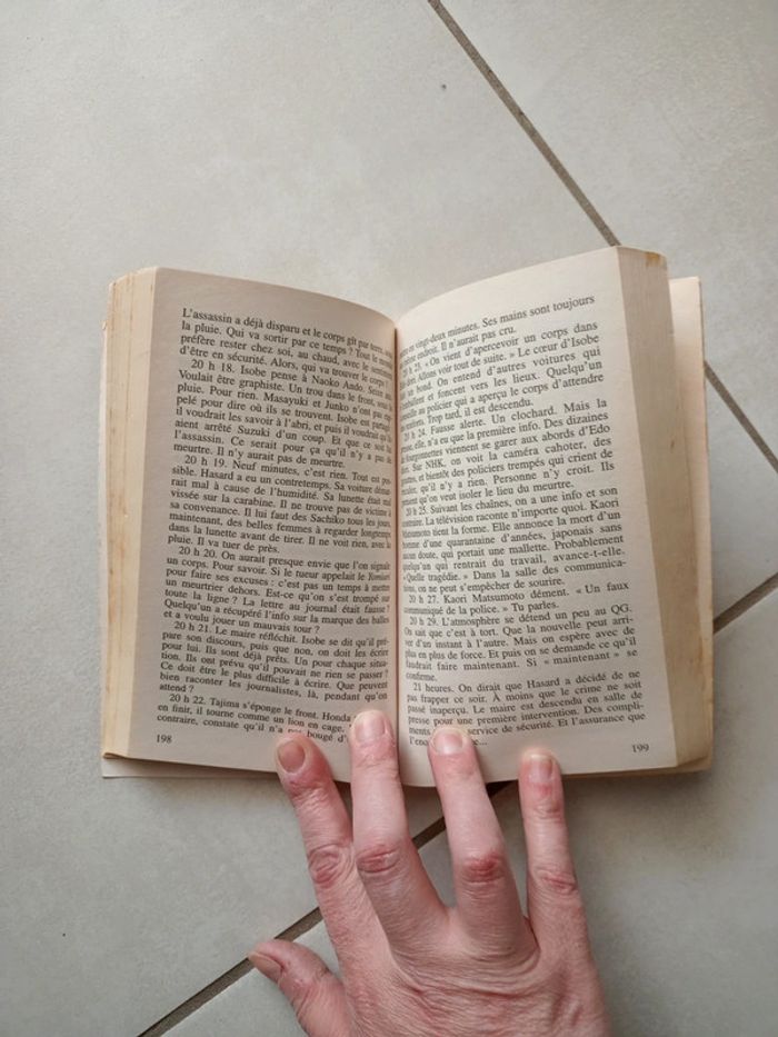 Livre Tokyo chaos Anne Rambach - photo numéro 5