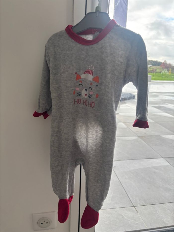 Lot de 6 Pyjamas de Noël 6 mois - photo numéro 2