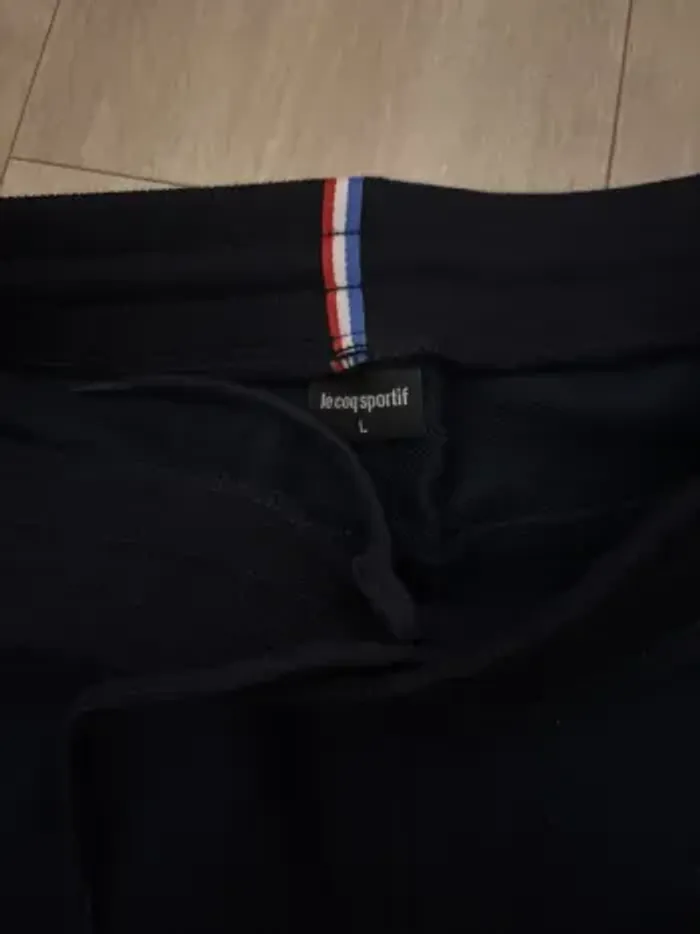 Short bleu marine Le Coq Sportif - photo numéro 10