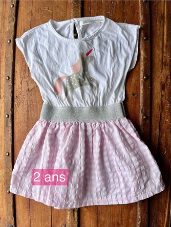 Robe 2 ans