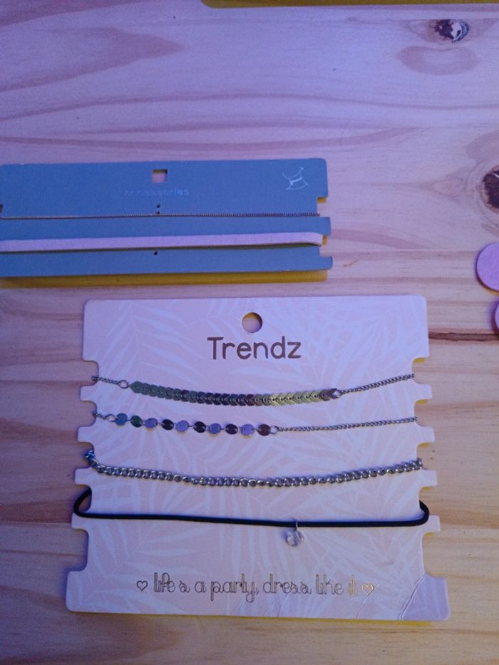 Bijoux lot neufs avec étiquette. - photo numéro 2