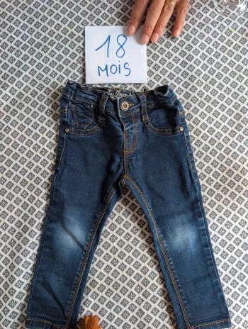 Jean bébé fille 18 mois