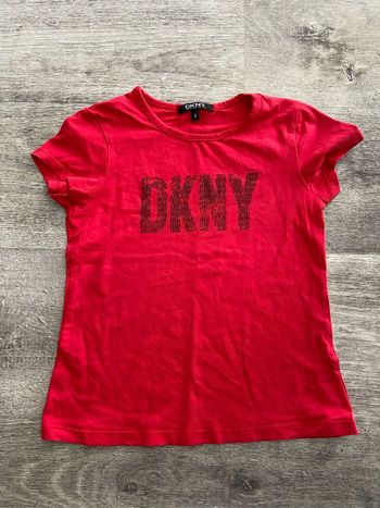 T-shirt dkny 8 ans